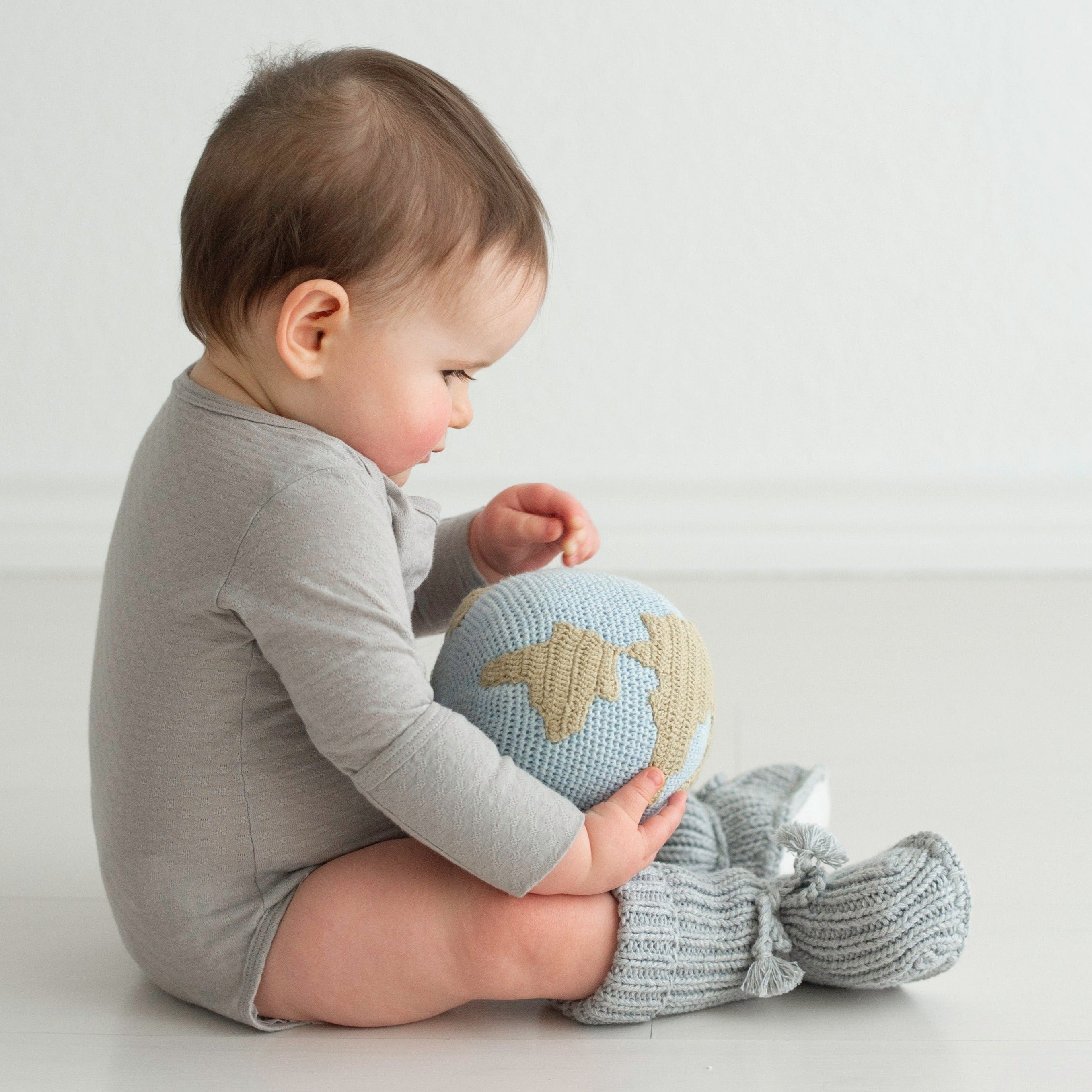 Pointelle Onesie with Handcover